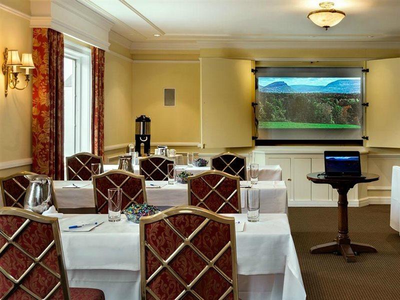 Orchards Hotel Williamstown Bagian luar foto