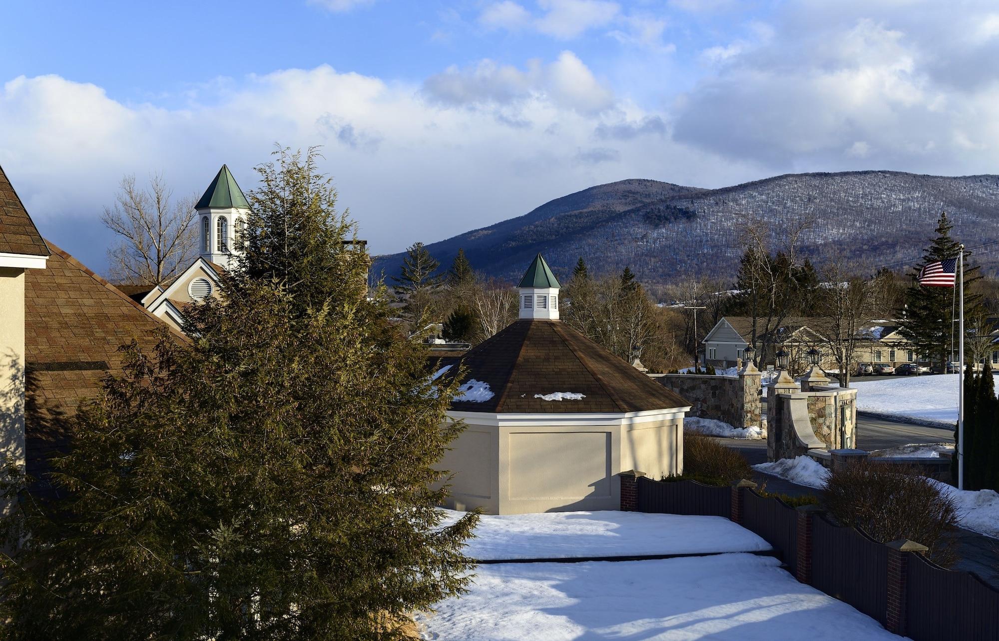 Orchards Hotel Williamstown Bagian luar foto