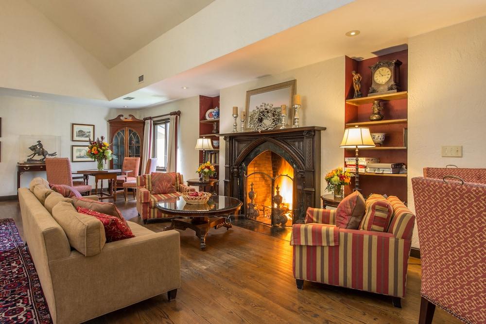 Orchards Hotel Williamstown Bagian luar foto