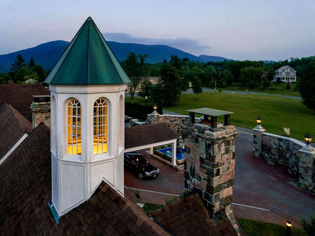 Orchards Hotel Williamstown Bagian luar foto