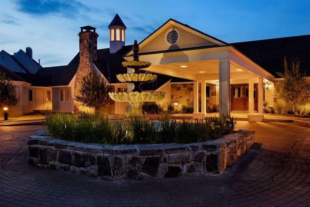 Orchards Hotel Williamstown Bagian luar foto